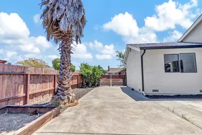 901 Javan Way, Suisun City, CA 94585 - Photo 41