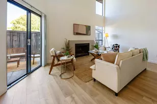 902 Marylyn Cir, Petaluma, CA 94954 - Photo 3