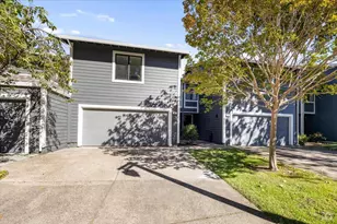 902 Marylyn Cir, Petaluma, CA 94954 - Photo 15