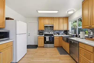 9549 Orion Drive, Windsor, CA 95492 - Photo 13
