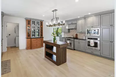 14 Villa Place, Novato, CA 94945 - Photo 27
