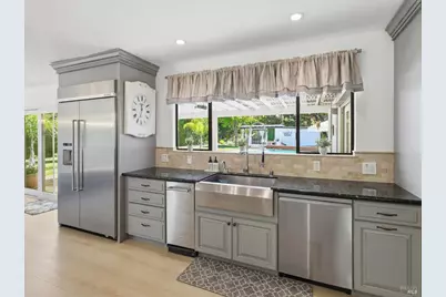 14 Villa Place, Novato, CA 94945 - Photo 31
