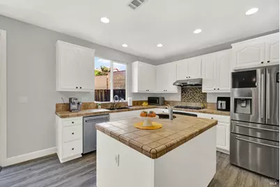 518 Canterbury Circle, Vacaville, CA 95687 - Photo 29