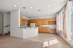 8605 Fountain Blue Ct, Vallejo, CA 94591 - Photo 11