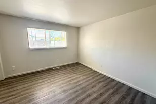 1558 W 3rd St, Santa Rosa, CA 95401 - Photo 23