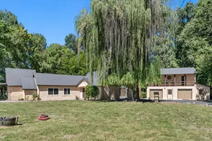 24800 Mendocino Pass Rd, Covelo, CA 95428 - Photo 1