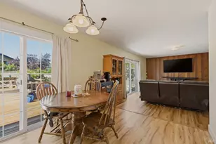 916 St Francis Dr, Petaluma, CA 94954 - Photo 17