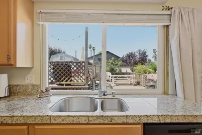 916 Saint Francis Drive, Petaluma, CA 94954 - Photo 13