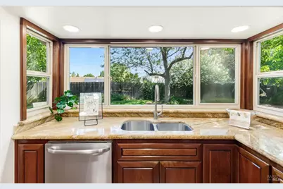 1360 Hemingway Court, Dixon, CA 95620 - Photo 17