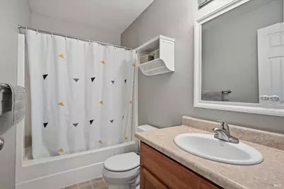 1090 Penelope Court, Lakeport, CA 95453 - Photo 11