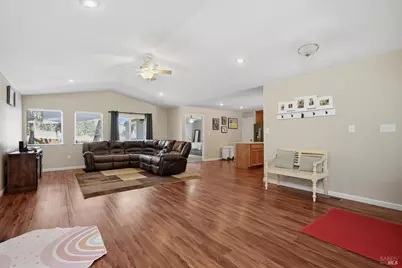 1090 Penelope Court, Lakeport, CA 95453 - Photo 5