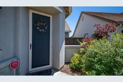 3001 Red Maple Court, Vacaville, CA 95687 - Photo 7