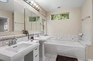 25843 Bear Ln, Willits, CA 95490 - Photo 5