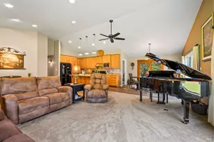 31195 Brush Creek Rd, Fort Bragg, CA 95437 - Photo 11