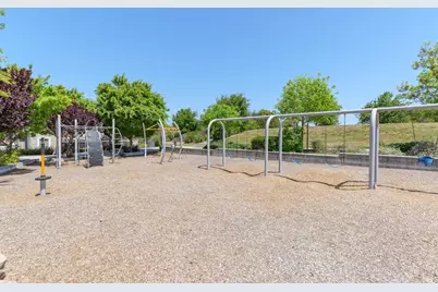 504 Ruby Street, Petaluma, CA 94952 - Photo 31