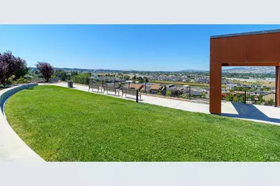 504 Ruby Street, Petaluma, CA 94952 - Photo 29