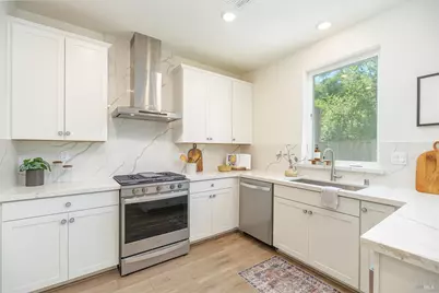 504 Ruby Street, Petaluma, CA 94952 - Photo 5