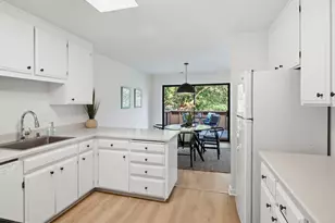 23 Oakcrest Dr, San Rafael, CA 94903 - Photo 11