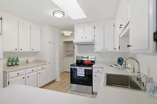 23 Oakcrest Dr, San Rafael, CA 94903 - Photo 7