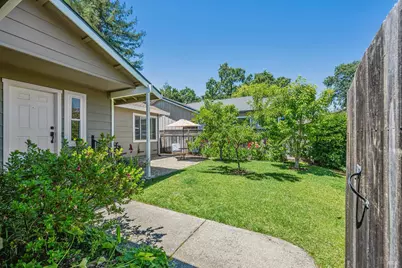 2321 Mandarin Lane, Santa Rosa, CA 95401 - Photo 35