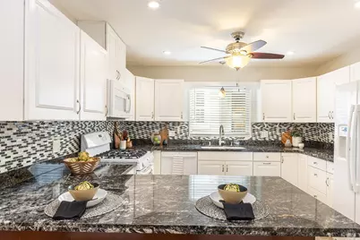 27 Falcon Crest Circle, Napa, CA 94558 - Photo 11