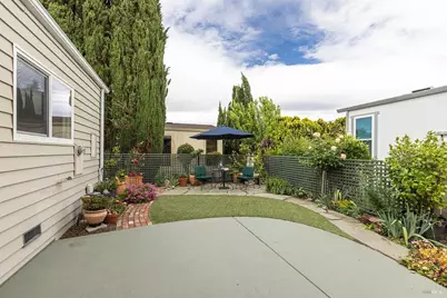 27 Falcon Crest Circle, Napa, CA 94558 - Photo 29