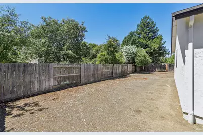 1019 Linden Avenue, Fairfield, CA 94533 - Photo 45