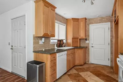 148 Columbia Drive, Vacaville, CA 95687 - Photo 5