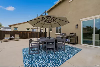 124 Shubin Way, Vacaville, CA 95687 - Photo 43