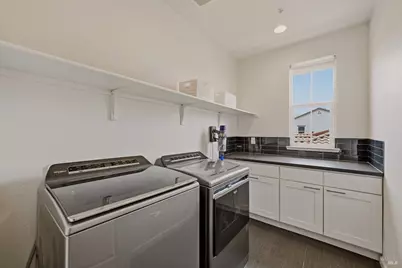124 Shubin Way, Vacaville, CA 95687 - Photo 39
