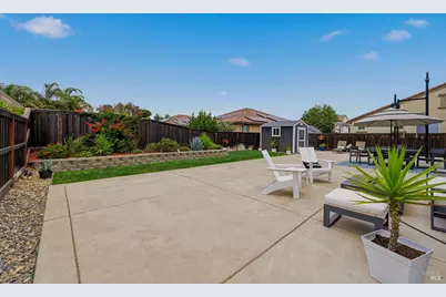 124 Shubin Way, Vacaville, CA 95687 - Photo 39