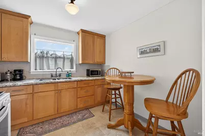 327 Vallejo Street, Petaluma, CA 94952 - Photo 13