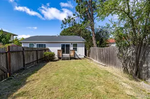 327 Vallejo St, Petaluma, CA 94952 - Photo 39