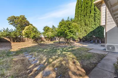 1109 Pheasant Drive, Suisun City, CA 94585 - Photo 33