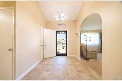 701 Sequoia Drive, Fairfield, CA 94533 - Photo 7
