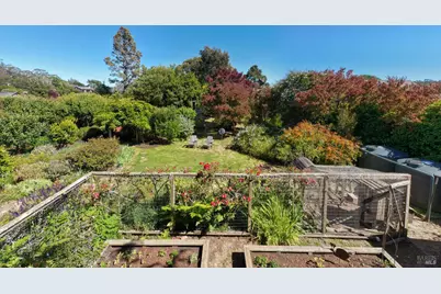 385 Cedar Road, Bolinas, CA 94924 - Photo 35