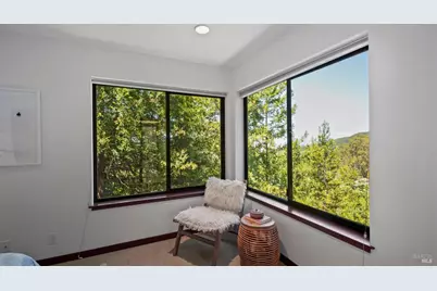 99 Chula Vista Drive, San Rafael, CA 94901 - Photo 15