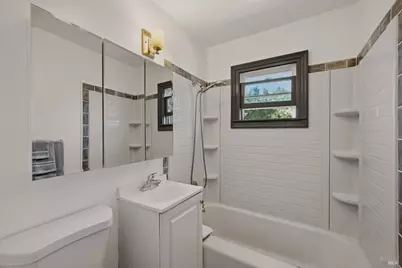 851 Central Avenue, Napa, CA 94558 - Photo 17
