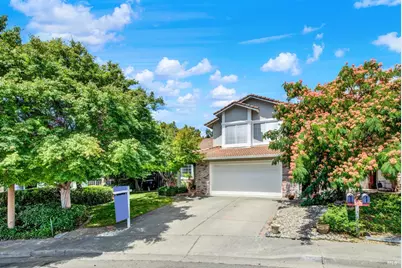 2469 Bay Hill Circle, Fairfield, CA 94534 - Photo 3