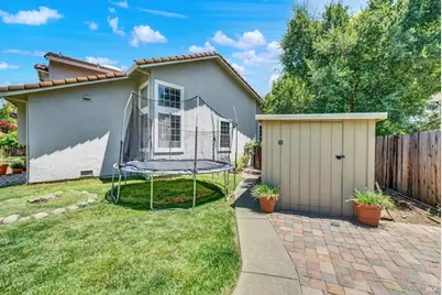 2469 Bay Hill Circle, Fairfield, CA 94534 - Photo 51