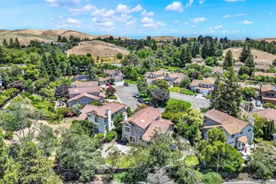 2469 Bay Hill Circle, Fairfield, CA 94534 - Photo 49