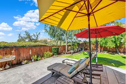 3109 Sonoma Valley Drive, Fairfield, CA 94534 - Photo 15