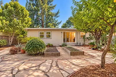 732 Pacific Avenue, Santa Rosa, CA 95404 - Photo 1