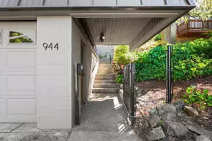 944 Summerfield Rd, Santa Rosa, CA 95405 - Photo 3