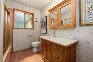 944 Summerfield Rd, Santa Rosa, CA 95405 - Photo 35