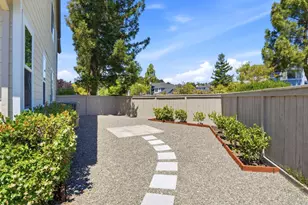 3 Lagoon Ct, San Rafael, CA 94903 - Photo 5