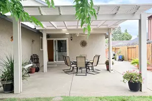 814 Capistrano Dr, Suisun City, CA 94585 - Photo 27
