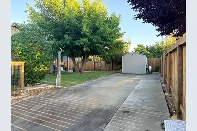 814 Capistrano Drive, Suisun City, CA 94585 - Photo 45