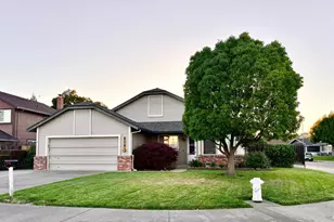 814 Capistrano Dr, Suisun City, CA 94585 - Photo 3