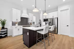 345 Cornell St, Windsor, CA 9549 - Photo 9
